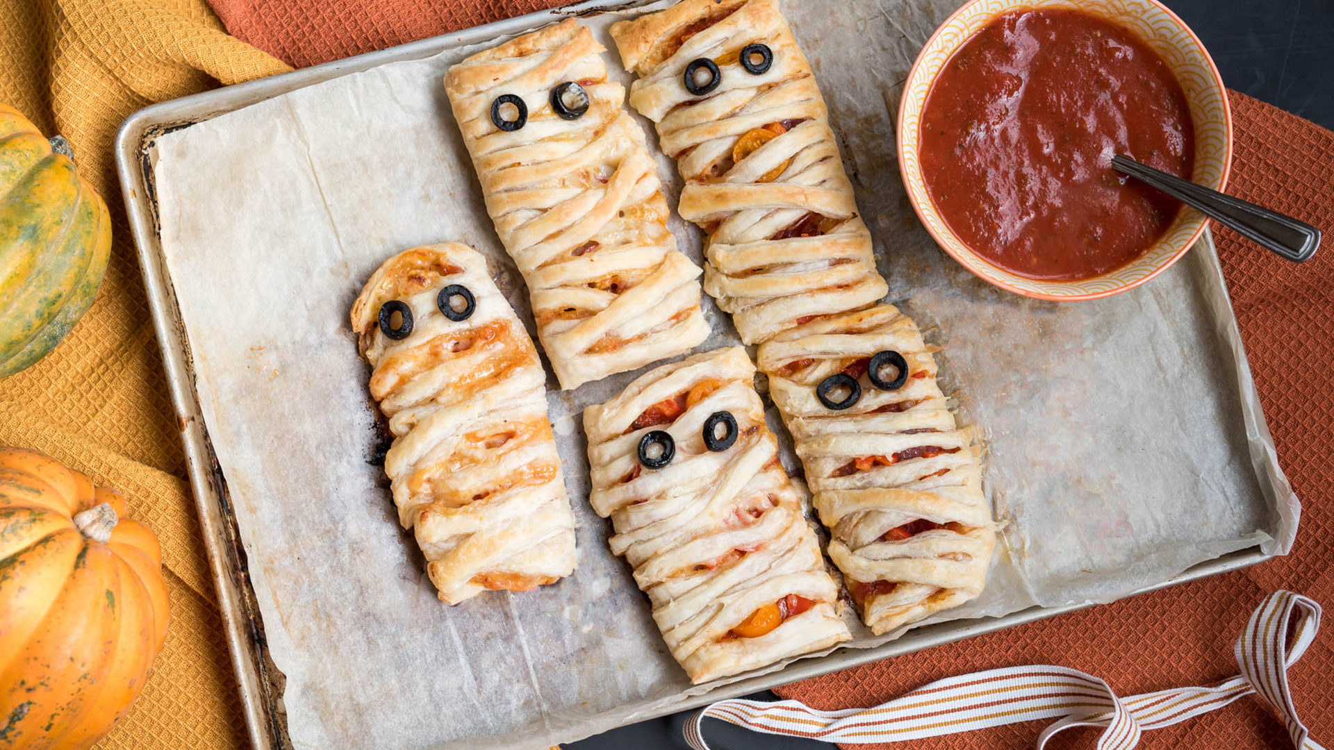 Pizza-momies-puff-pastry - Humanity Bakery